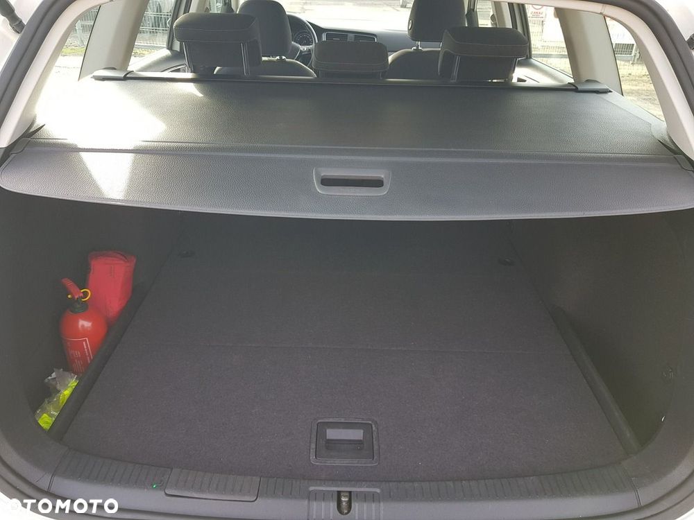 Volkswagen Golf Variant 2.0 TDI 4Motion (BlueMotion Tech) Highline - 14