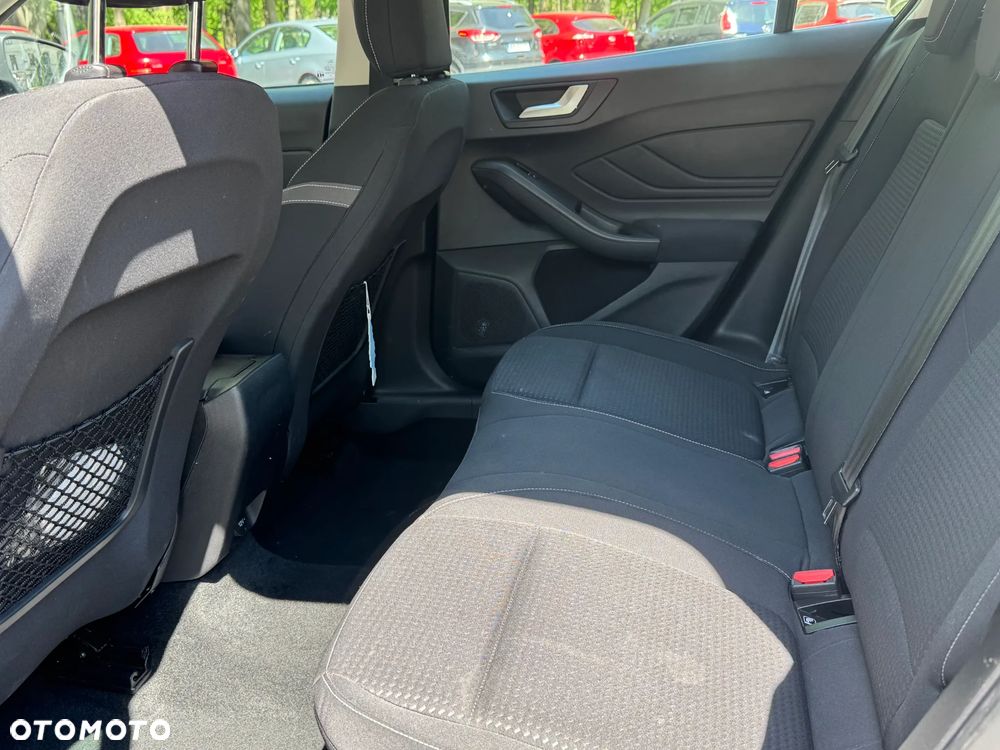 Ford Focus 1.0 EcoBoost Trend - 13
