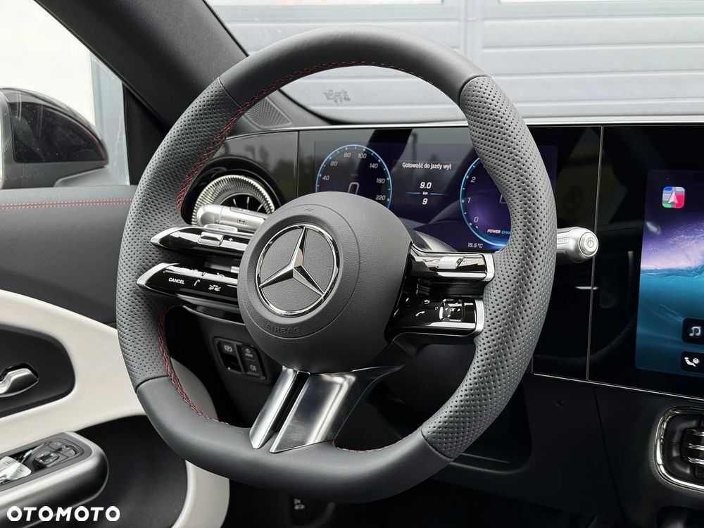 Mercedes-Benz CLA - 28