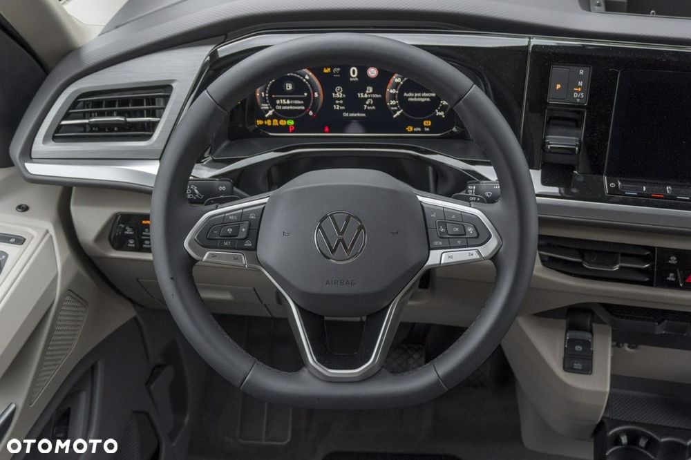 Volkswagen Multivan - 20