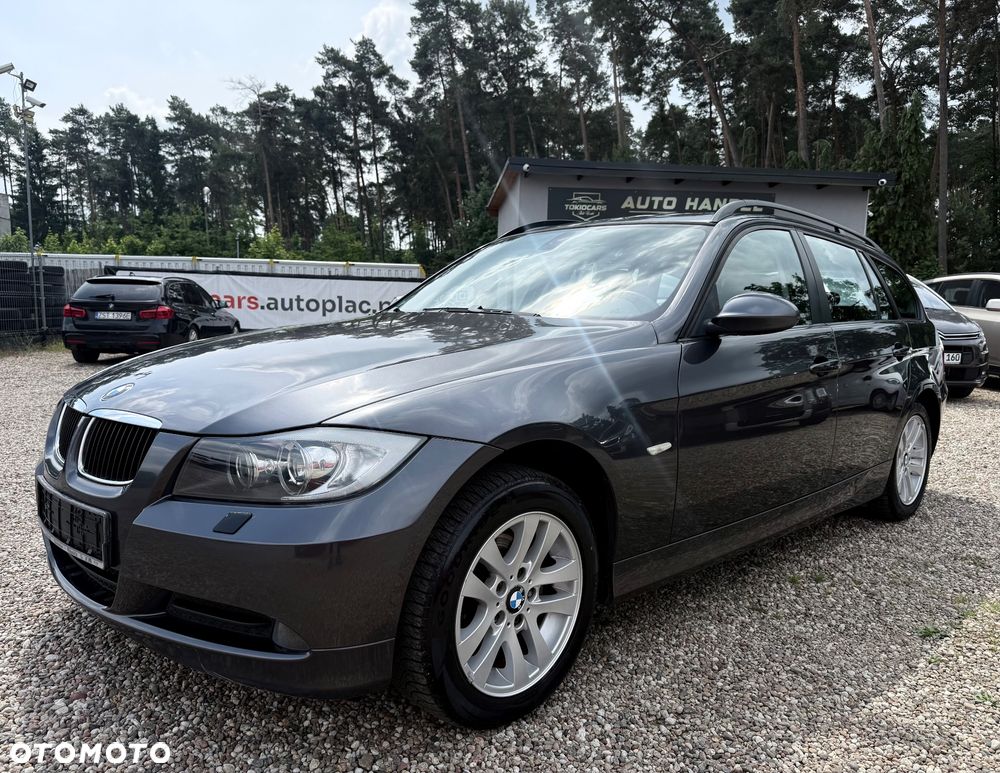 BMW Seria 3 318i - 5