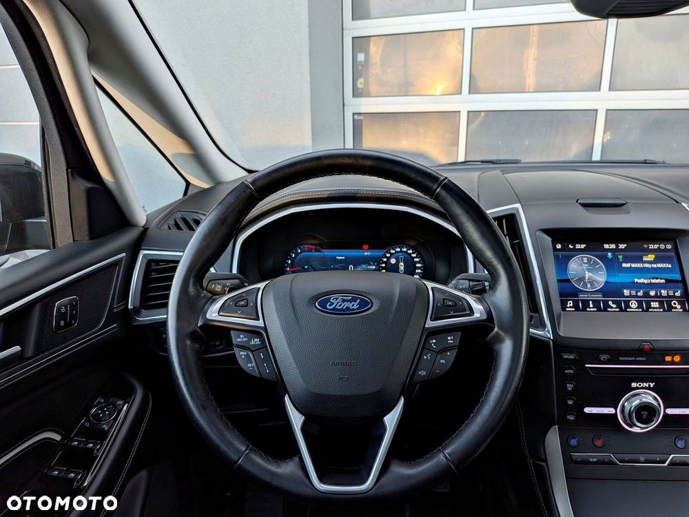 Ford S-Max - 23