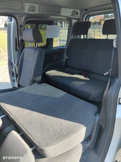 Volkswagen Caddy Highline - 18