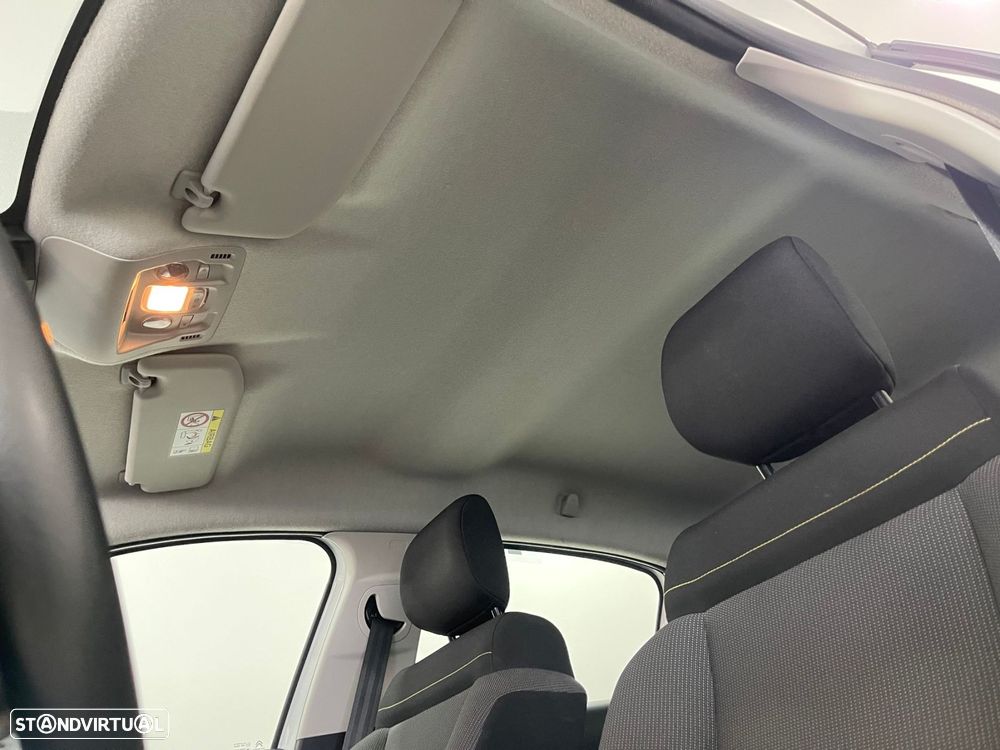 Citroën C3 1.2 PureTech Shine - 48