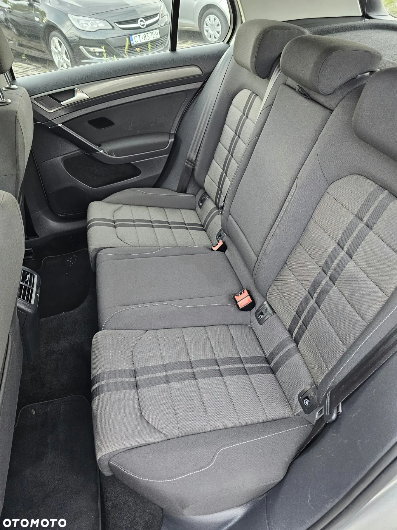 Volkswagen Golf VII 1.2 TSI BMT Trendline - 17