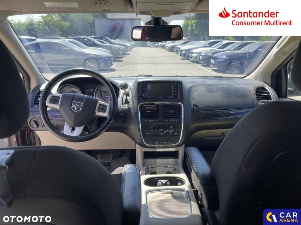 Dodge Grand Caravan - 13