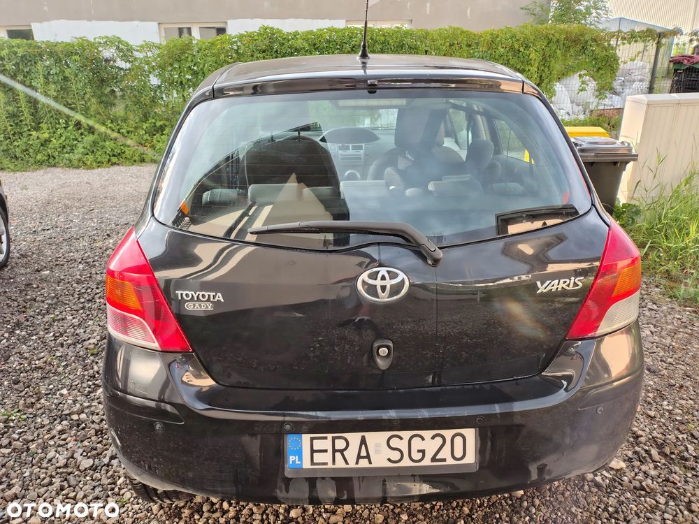 Toyota Yaris 1.33 Luna - 5