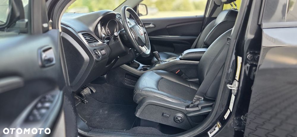 Fiat Freemont 2.0 Multijet 16V DPF Automatik Allrad Black Code - 32
