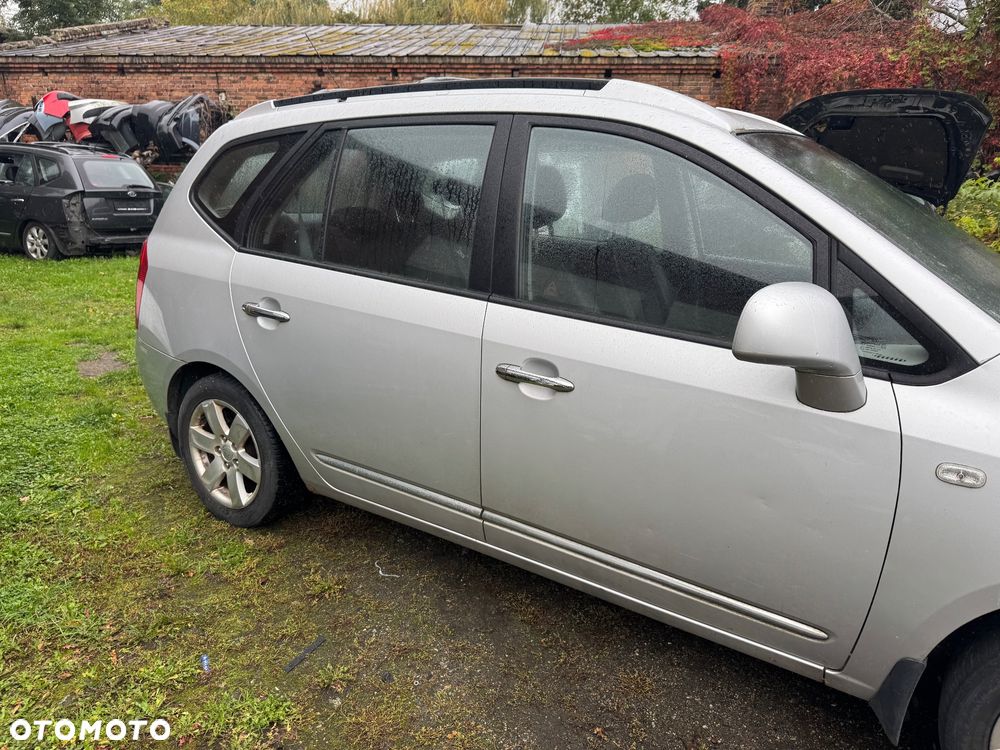 KIA CARENS III 06-12 MASKA ZDERZAK PAS BELKA BŁOTNIK WZMOCNIENIE LAMPA PRZÓD KOLOR 7S - 5