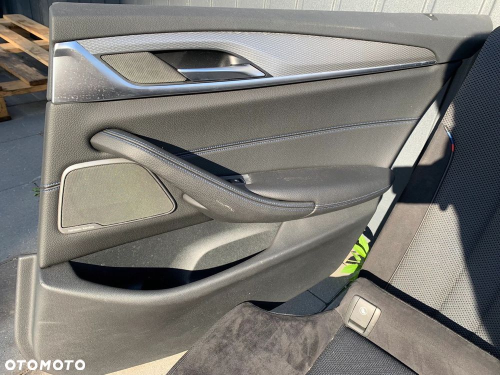 FOTELE TAPICERKA M-PAKIET ALCANTARA GRZANE HARMAN KARDON BMW 5 G30 SPORT - 15