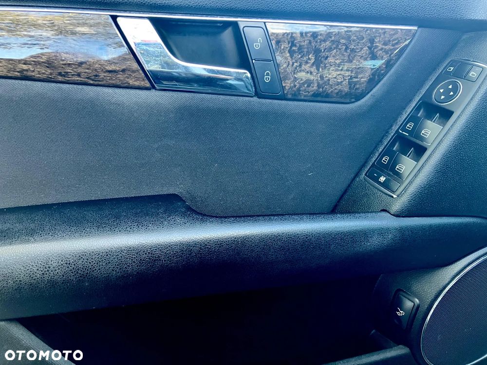 Mercedes-Benz Klasa C - 15