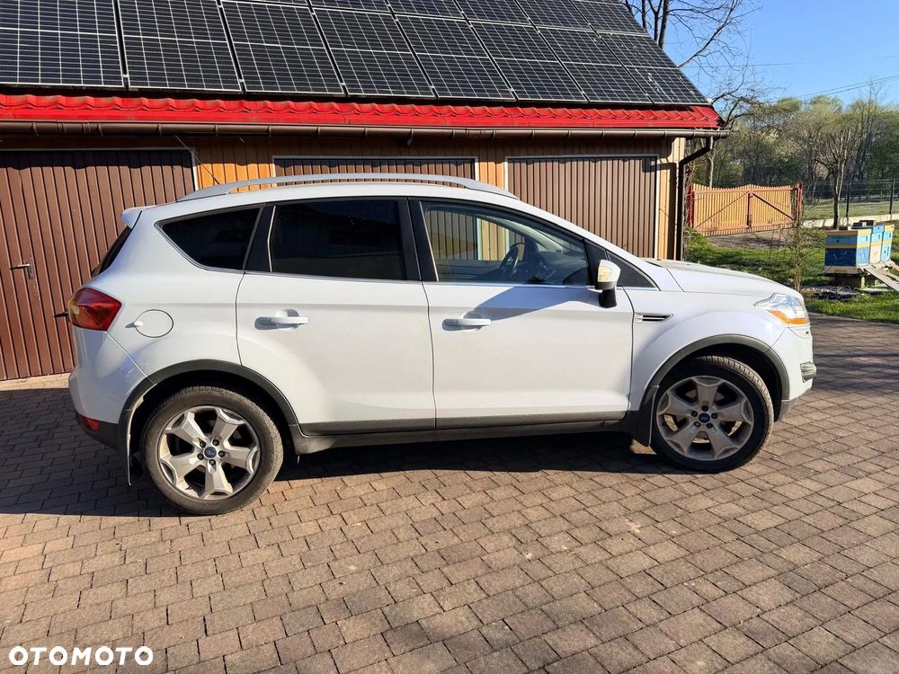 Ford Kuga 2.0 TDCi Titanium - 4