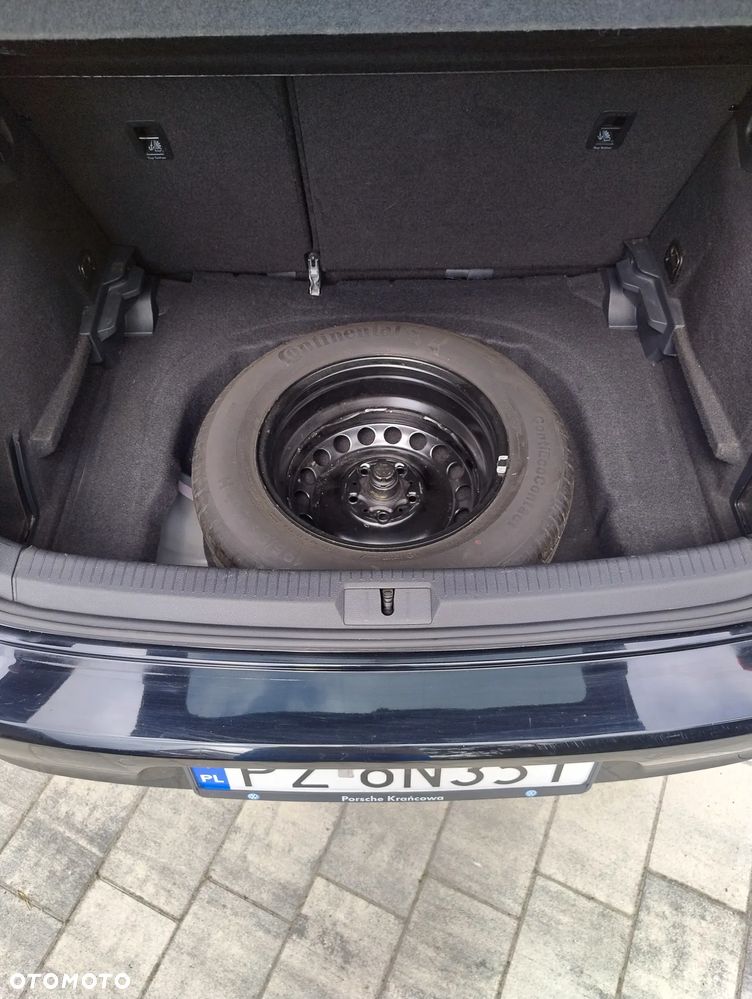 Volkswagen Golf 1.2 TSI BMT Comfortline - 12