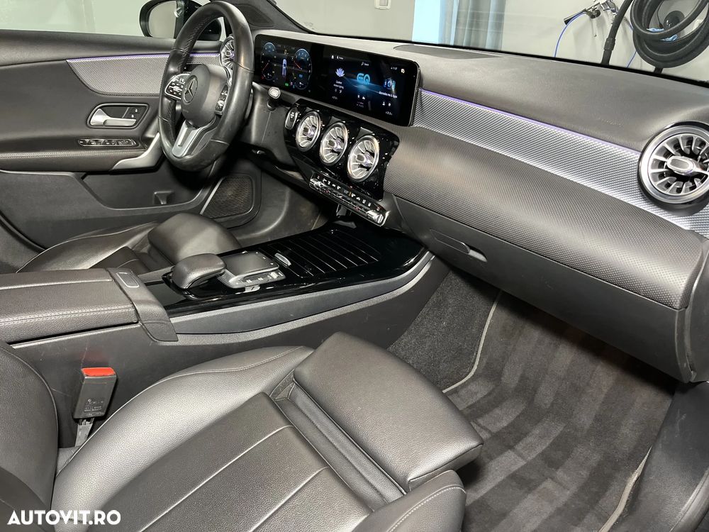 Mercedes-Benz A 250 e 8G-DCT Progressive - 15