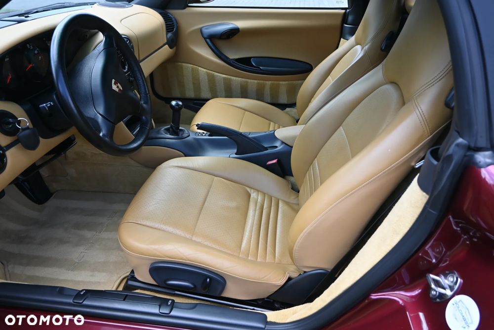 Porsche Boxster - 10