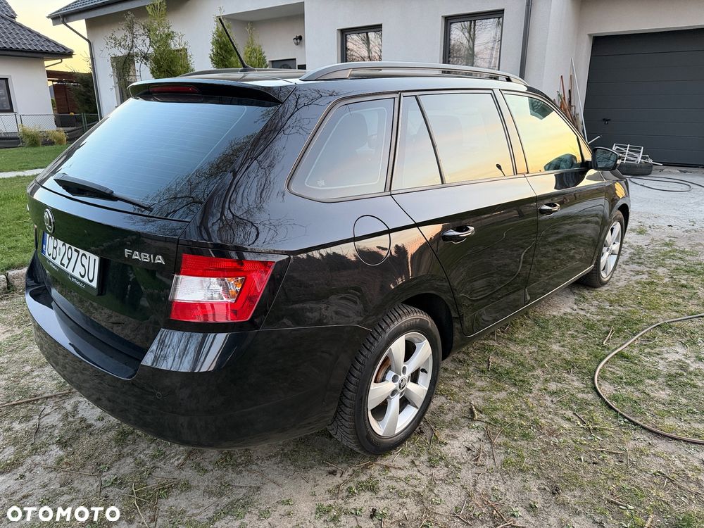 Skoda Fabia 1.2 TSI Style - 4