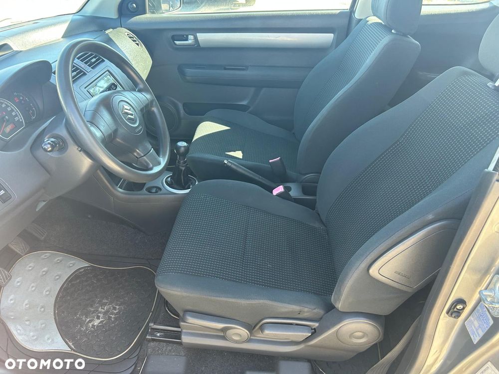 Suzuki Swift 1.3 Club - 18
