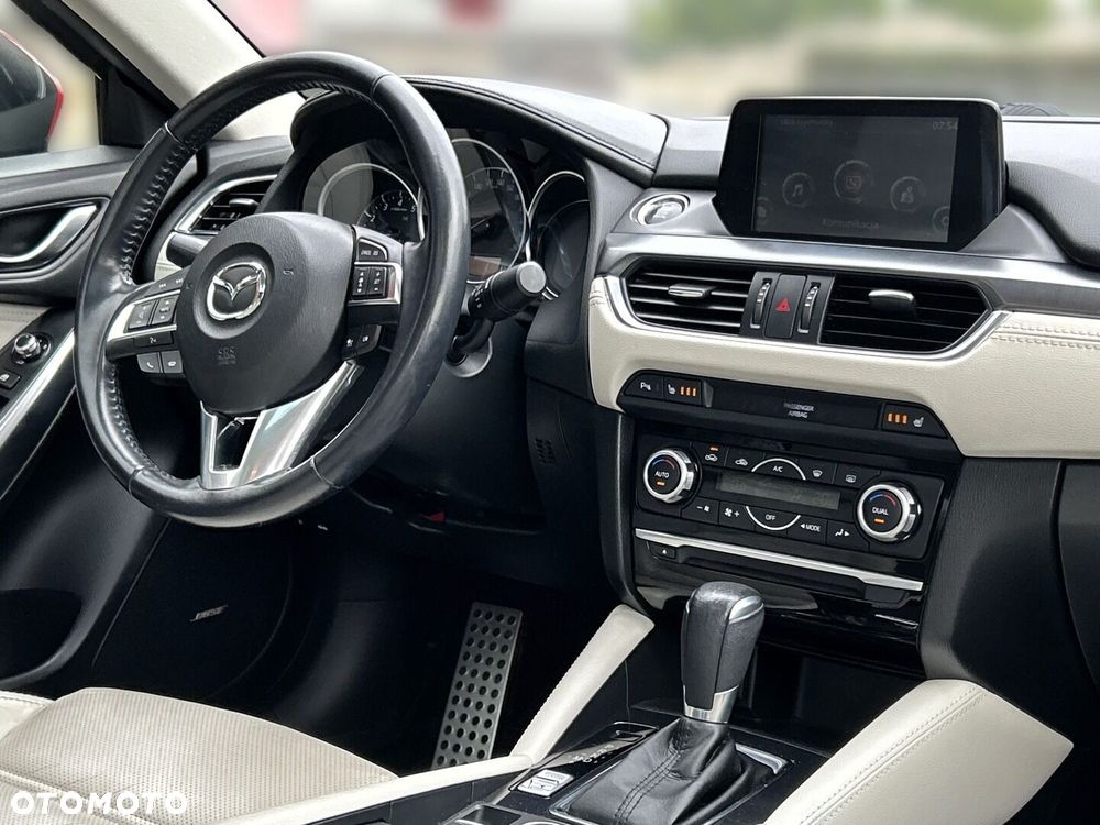 Mazda 6 - 12