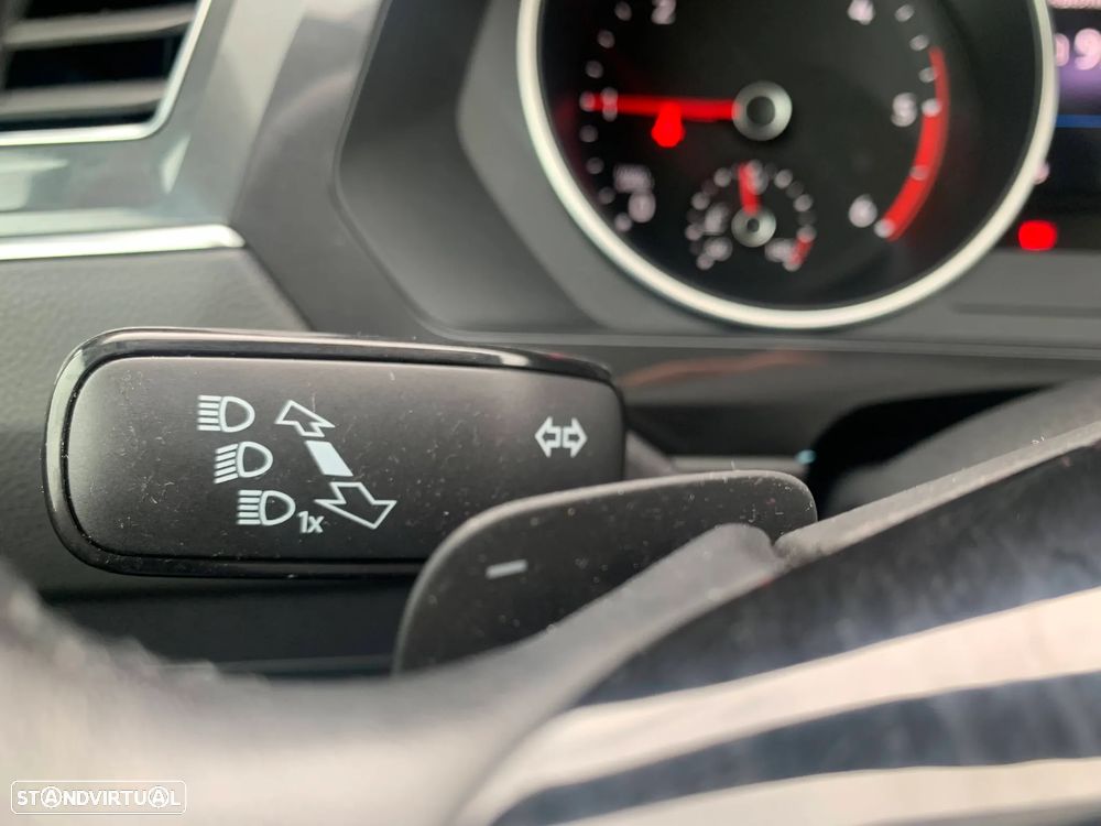 VW Tiguan Allspace 2.0 TDI Confortline DSG - 30