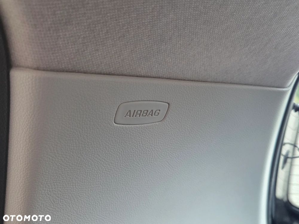 Skoda Fabia 1.2 TSI STYLE EDITION - 28