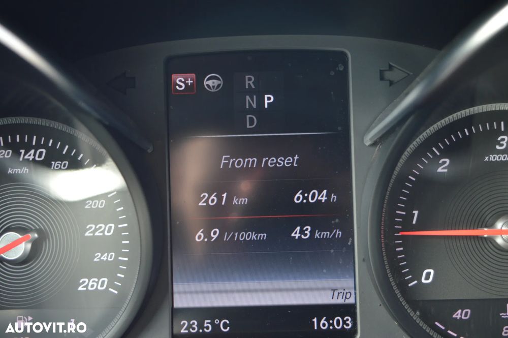 Mercedes-Benz GLC 250 d 4MATIC 9G-TRONIC - 24