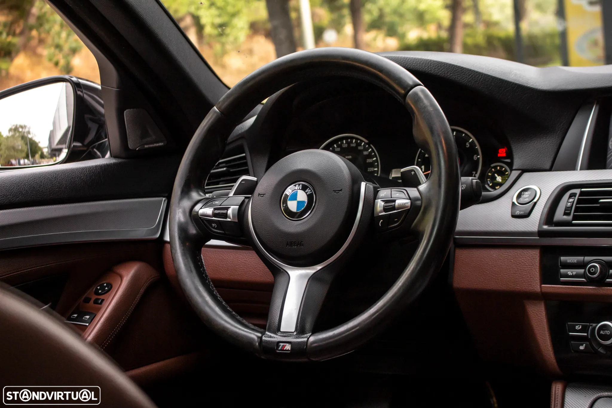 BMW 520 i Pack M Auto - 37
