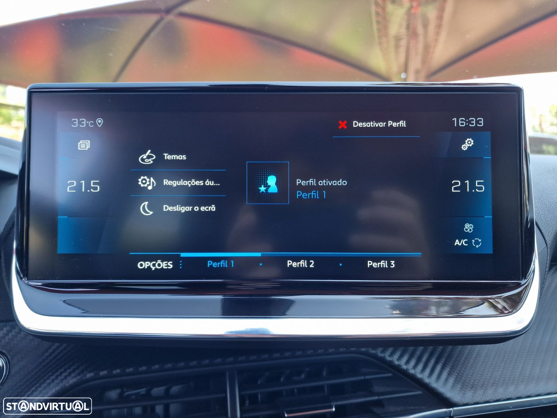 Peugeot 2008 1.5 BlueHDi Allure EAT8 - 39