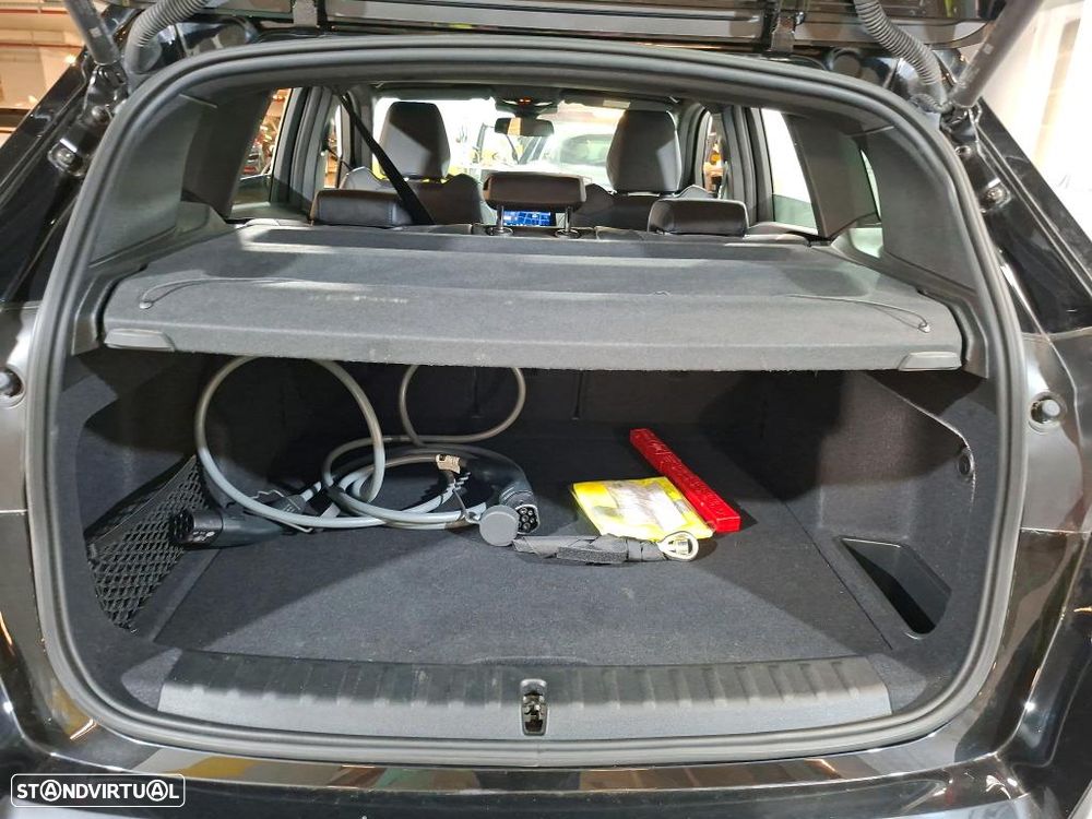 BMW iX1 xDrive30 - 13
