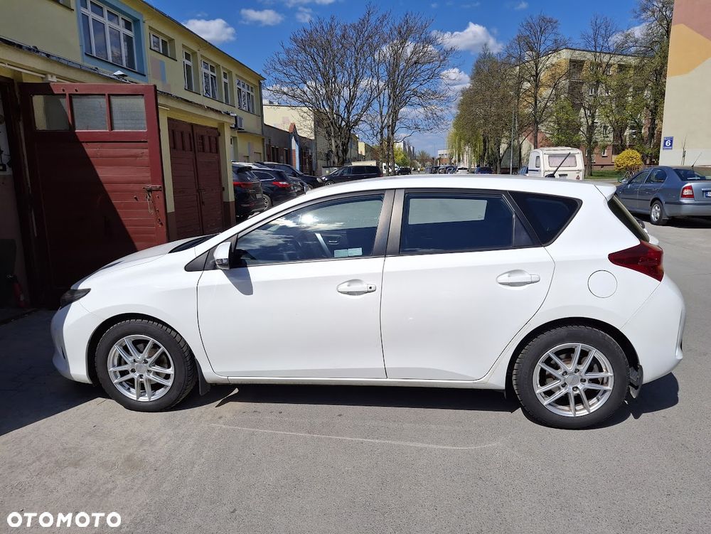 Toyota Auris 1.33 VVT-i Active - 1