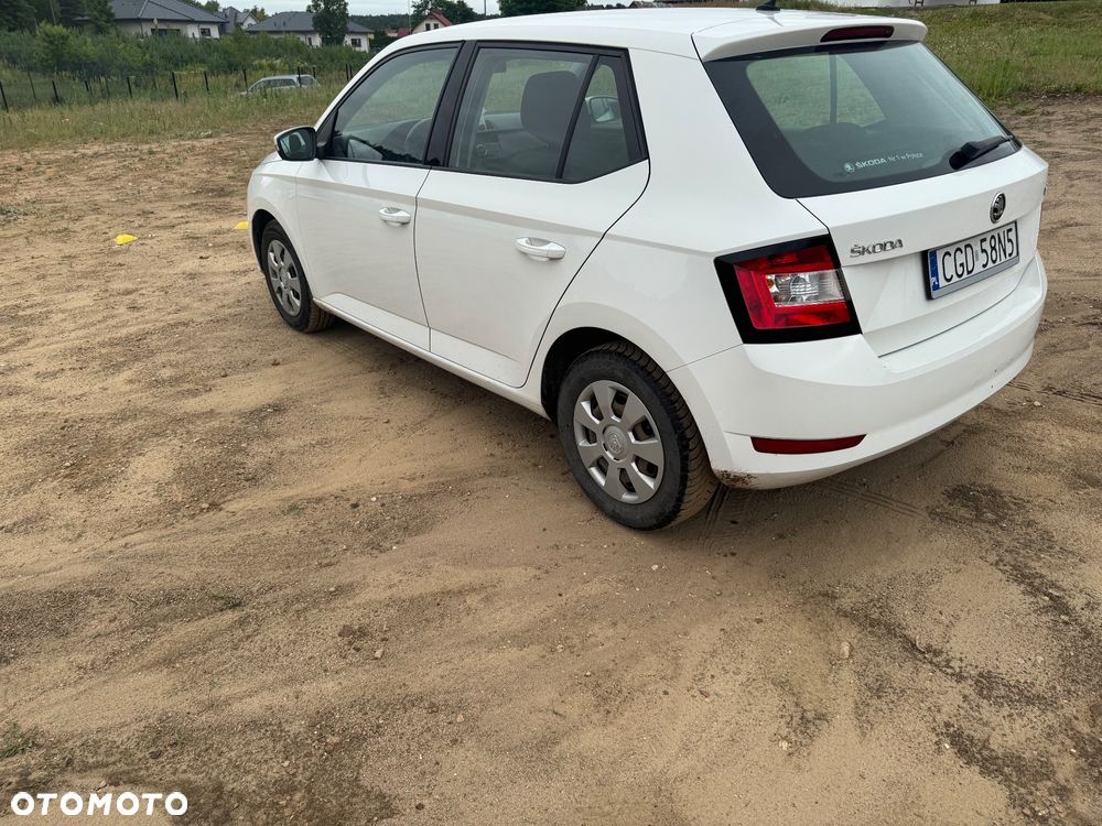 Skoda Fabia 1.0 Active - 4