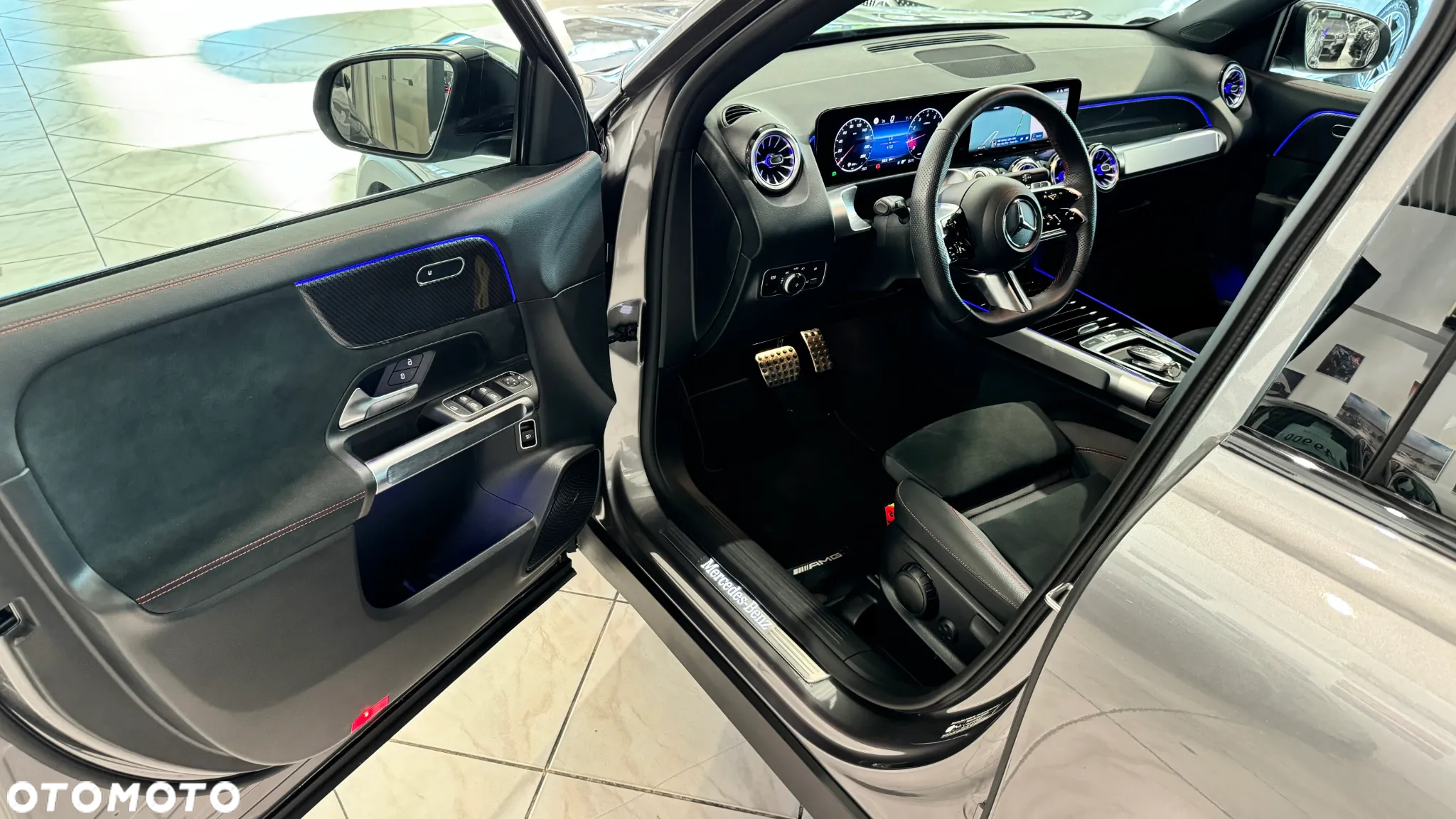 Mercedes-Benz GLB 200 AMG Line 7G-DCT - 13