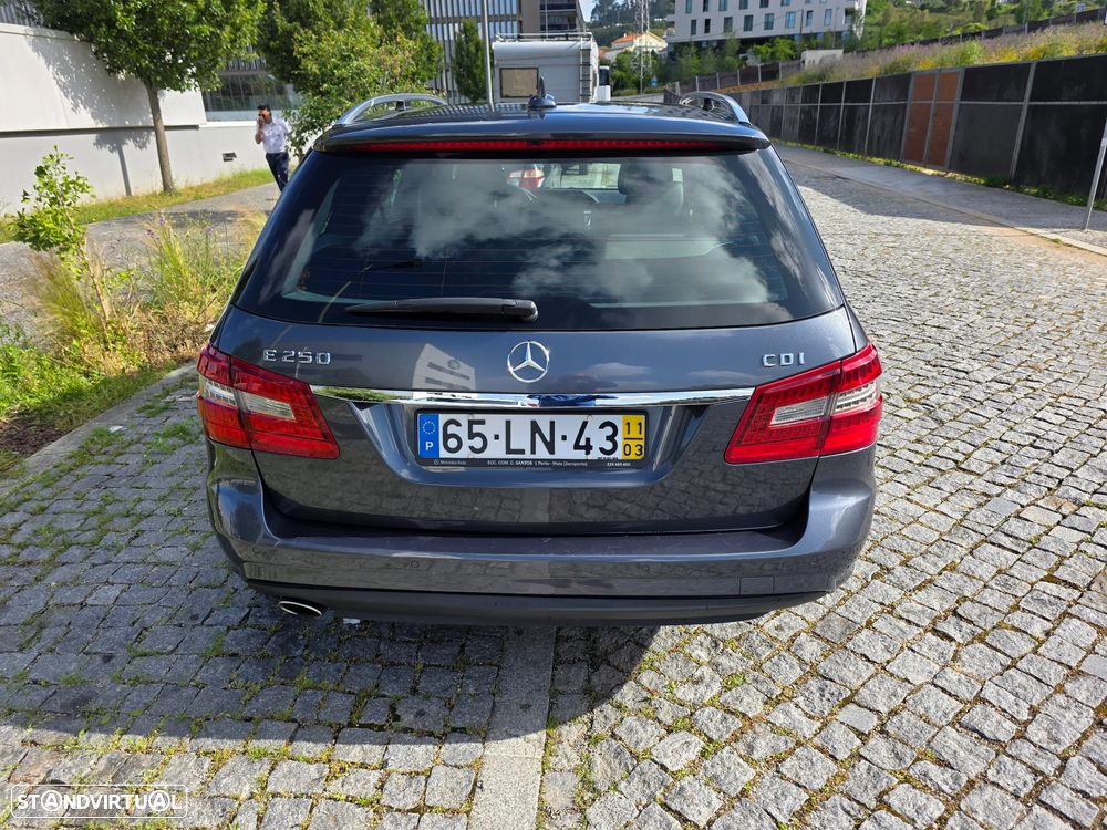 Mercedes-Benz E 250 CDi Avantgarde BlueEfficiency Auto. - 3