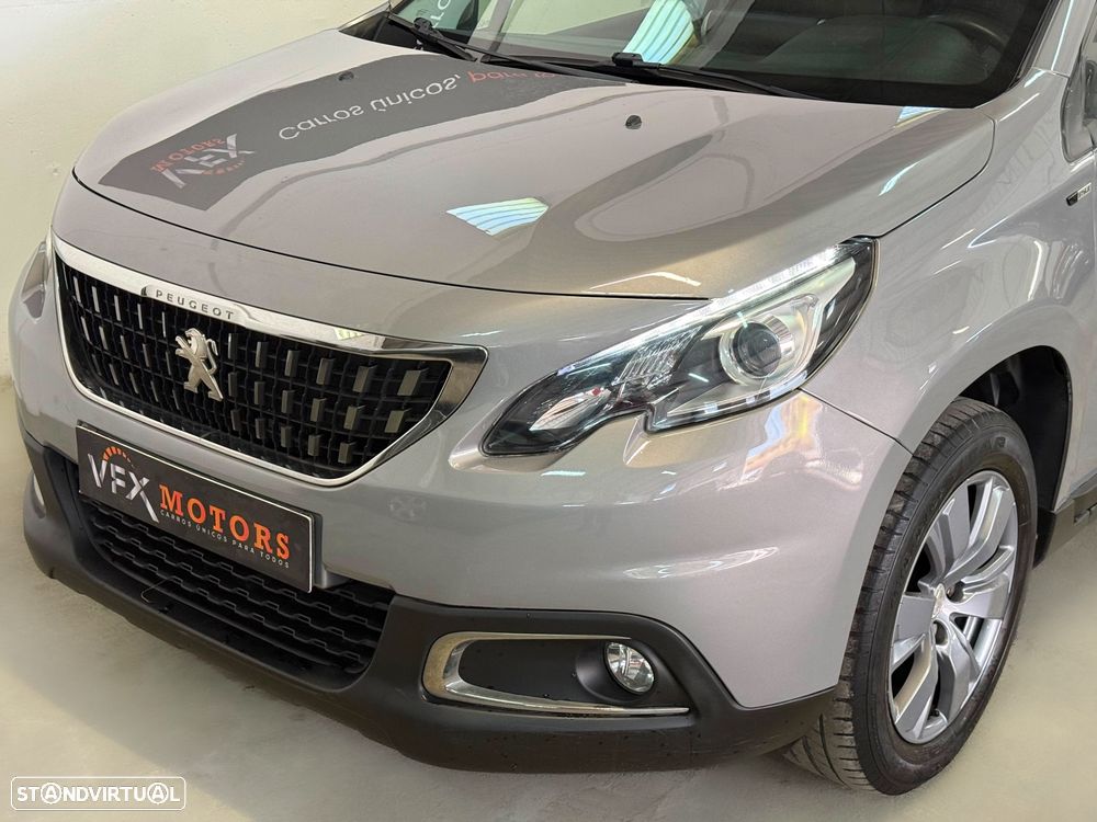 Peugeot 2008 1.2 PureTech Allure - 18