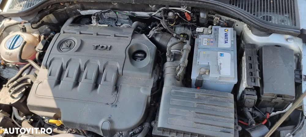 Skoda Octavia 2.0 TDI DSG 4X4 RS - 15