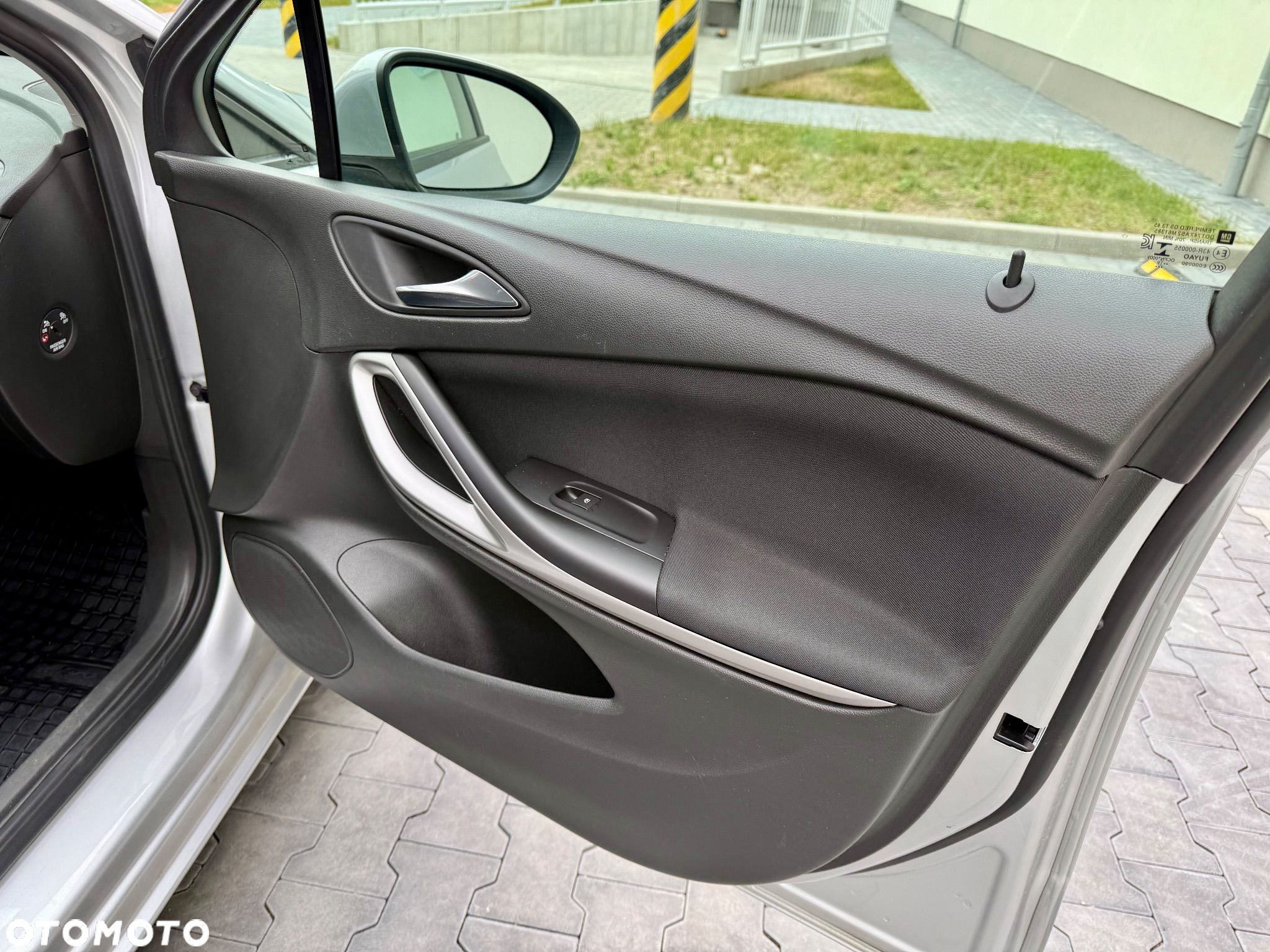 Opel Astra V 1.4 T Enjoy - 16