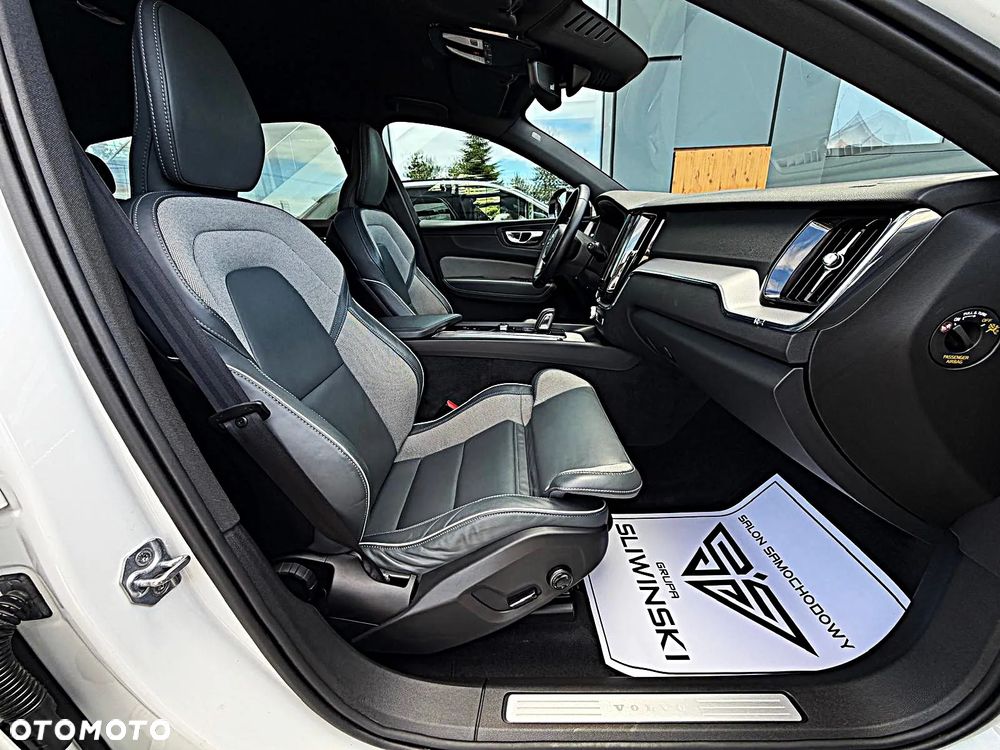 Volvo XC 60 B4 D AWD Geartronic RDesign - 17