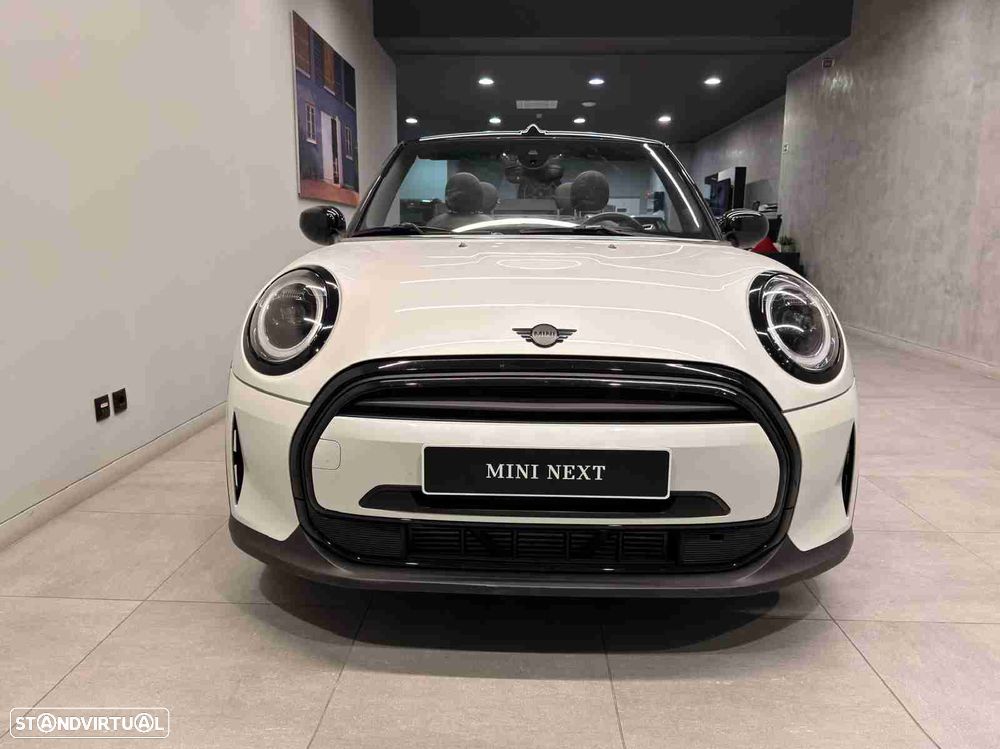 MINI Cabrio Cooper Premium Classic Auto - 3