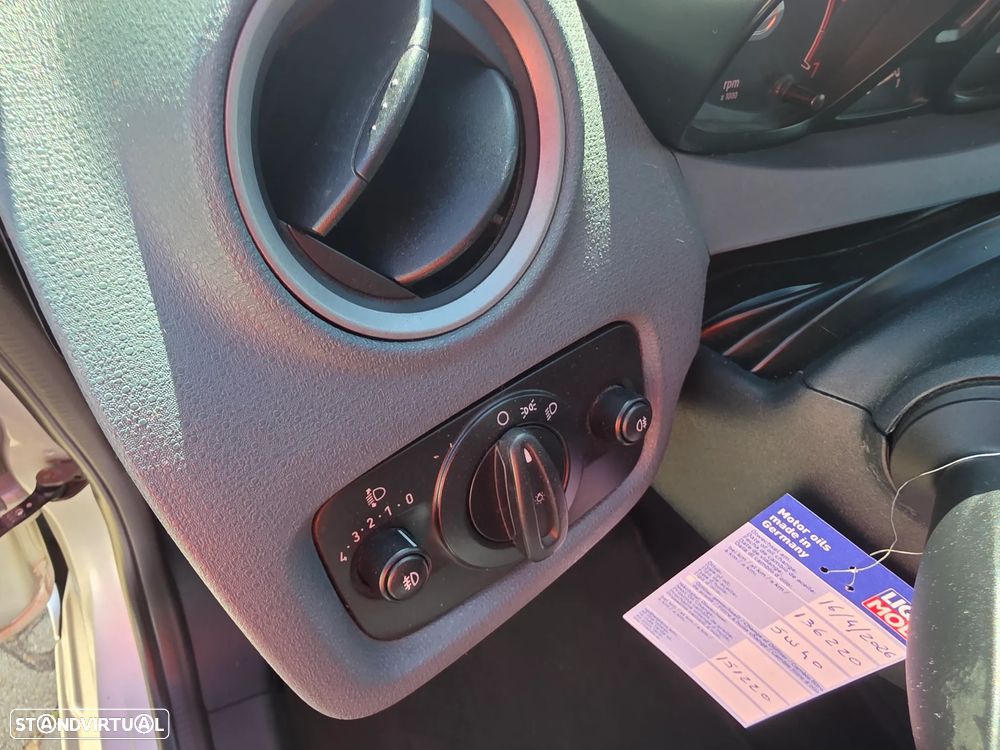 Ford Fiesta 1.25 Techno - 22