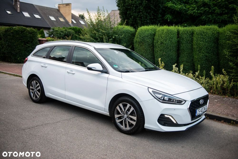 Hyundai i30 1.6 CRDI DCT Style - 3