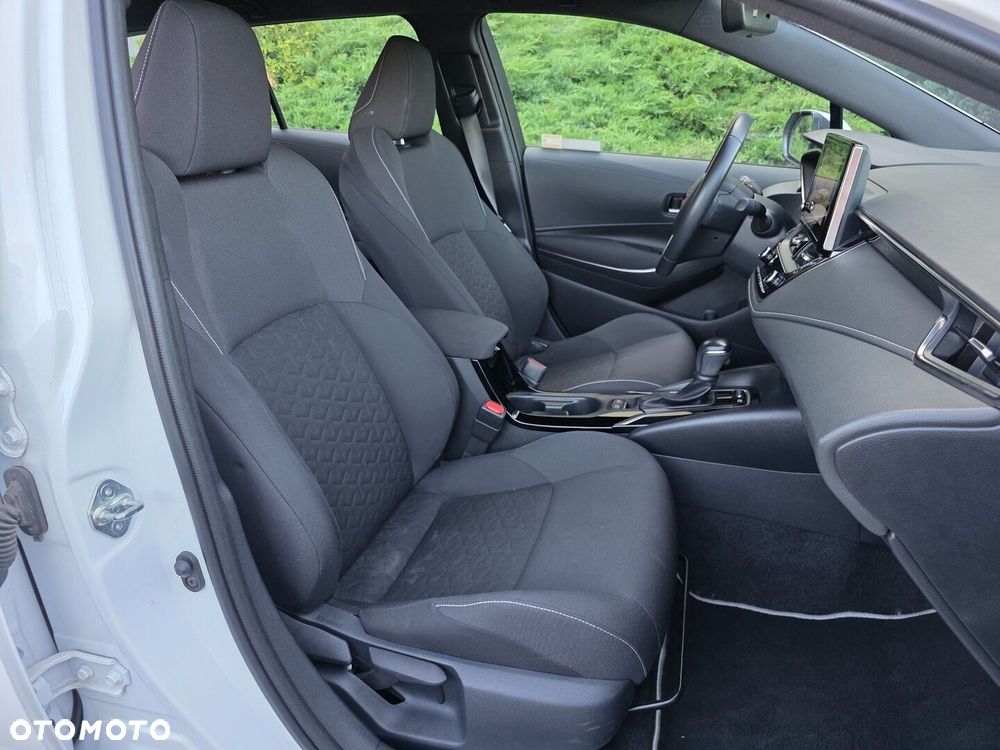 Toyota Corolla 1.8 Hybrid Comfort - 20