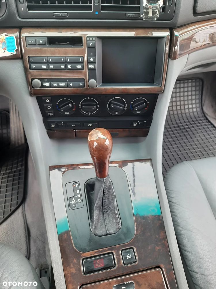 BMW Seria 7 - 17