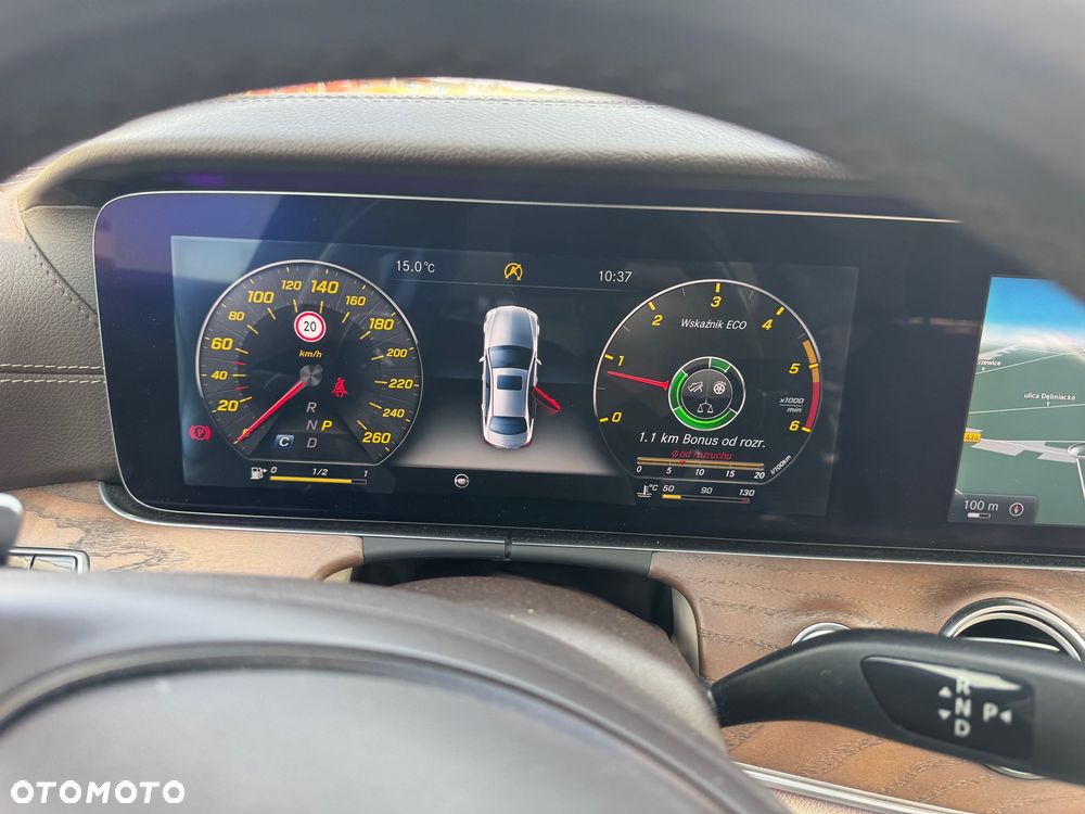 Mercedes-Benz Klasa E 220 d Business Edition 9G-TRONIC - 17