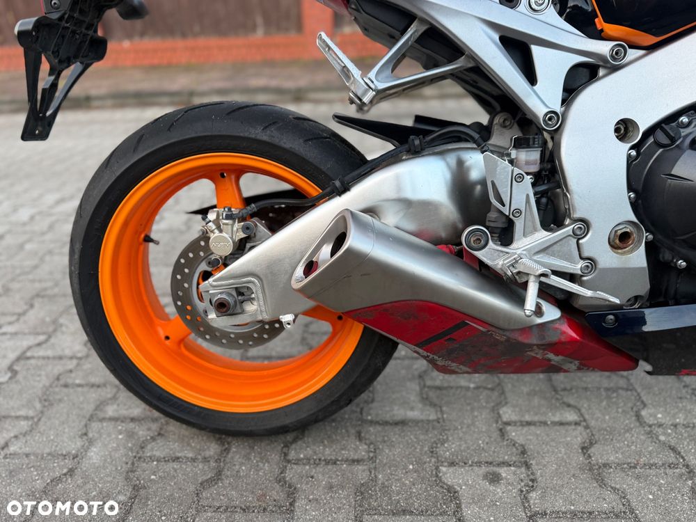 Honda CBR - 9