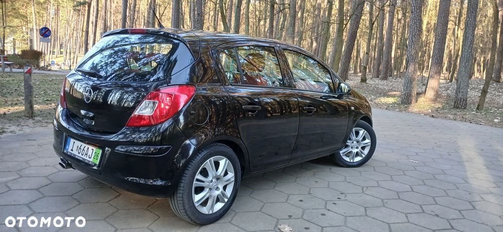 Opel Corsa 1.2 16V - 4