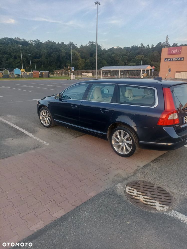 Volvo V70 - 3