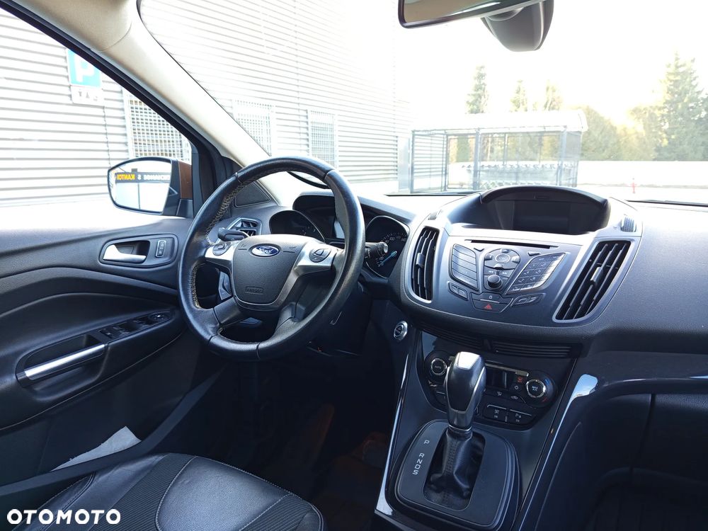 Ford Kuga 2.0 TDCi 4WD Titanium - 29