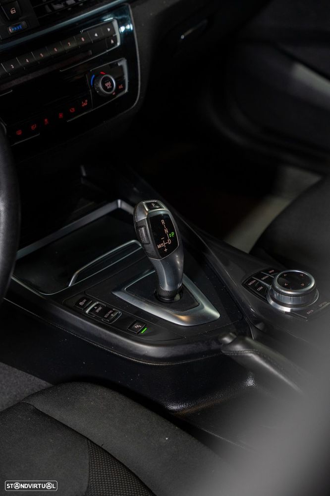 BMW 118 d Advantage Auto - 23