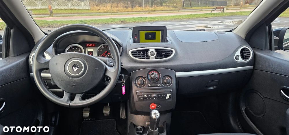 Renault Clio 1.2 16V 75 Dynamique - 17