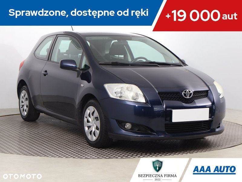 Toyota Auris - 1