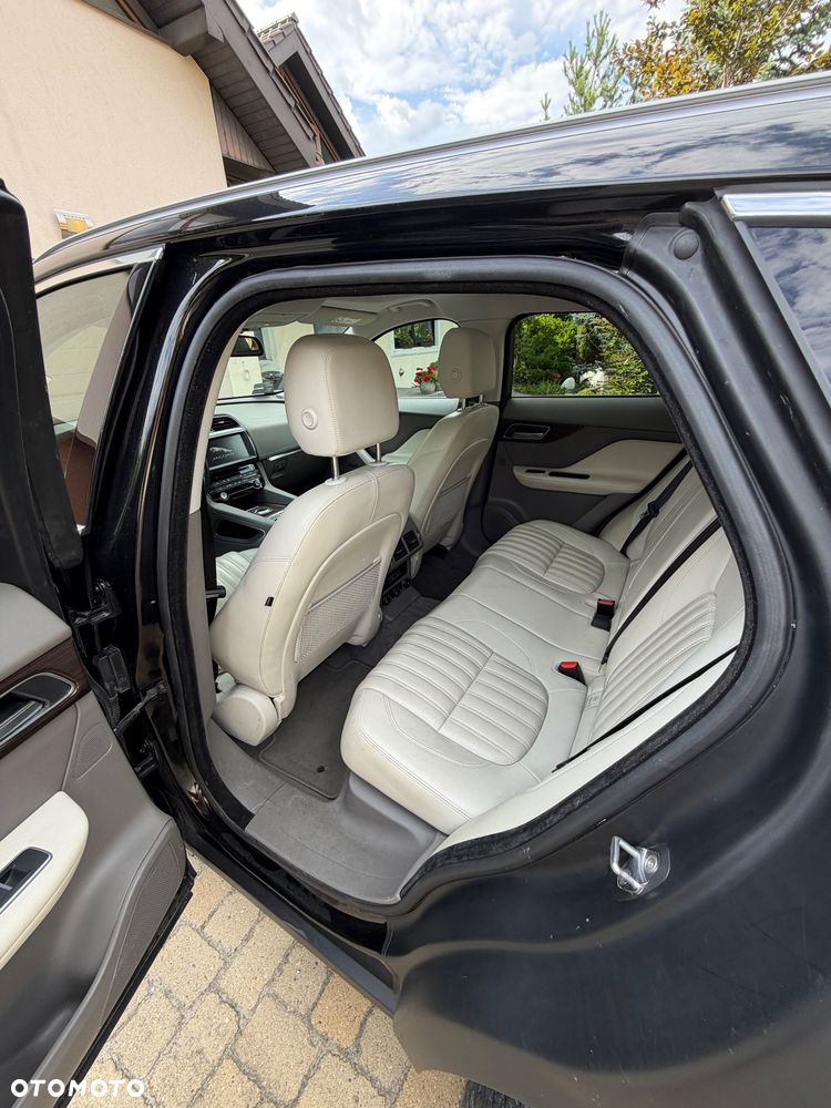 Jaguar F-Pace 2.0 i4D AWD Portfolio - 11
